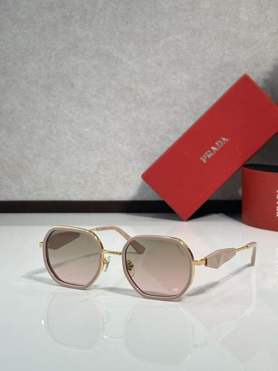 Picture of Prada Sunglasses _SKUfw76301208fw